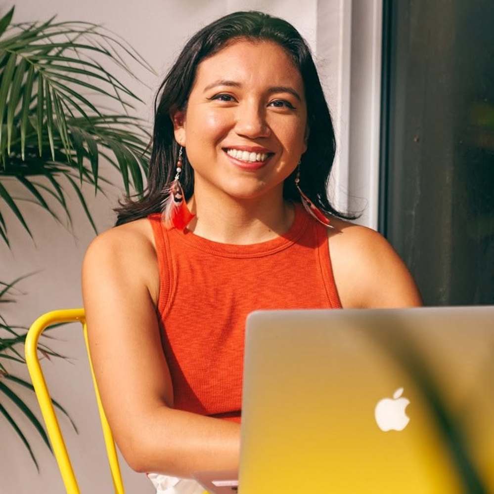 Meet your Posher, Alejandra